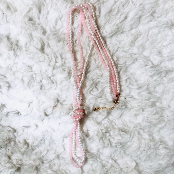 Forever 21 Jewelry - Forever 21 Pink & White Beaded Longline Necklace Forever 21 Jewelry - Forever 21 Pink & White Beaded Longline Necklace